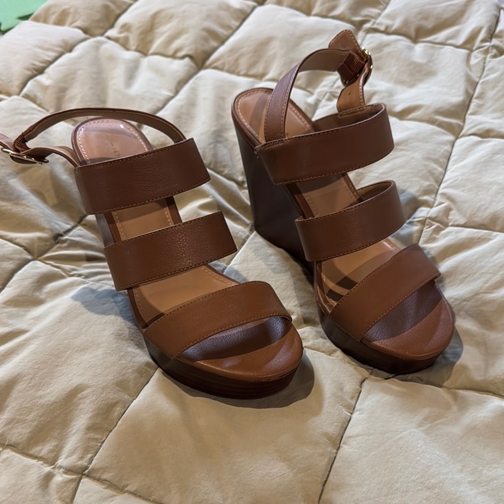 14th & Union Brown Wedge Sandals with Straps